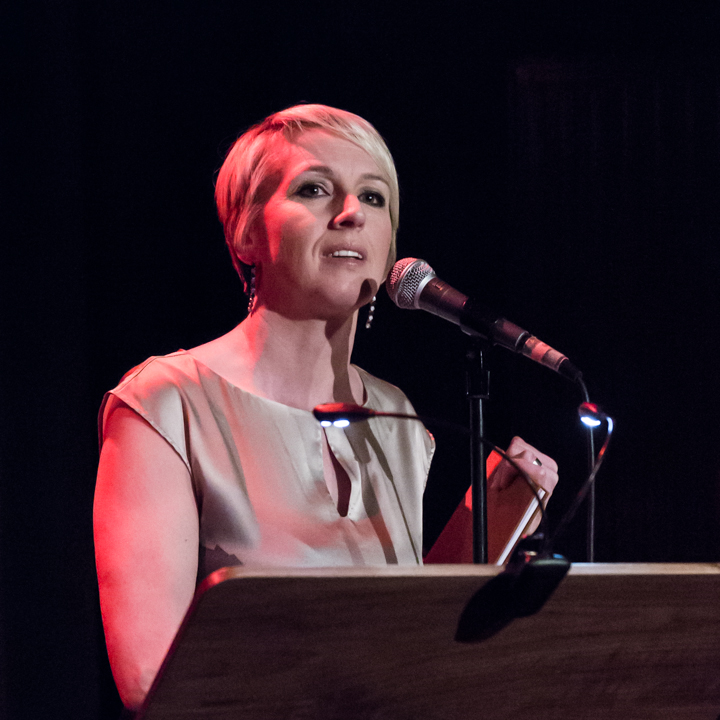 naPUURlijk - Ann De Winne zingt Vlaams @ Fakkelteater te Antwerpen, foto 2, foto's door Guy Danneels - FrontView Magazine