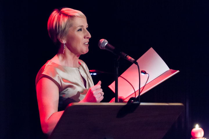 naPUURlijk - Ann De Winne zingt Vlaams @ Fakkelteater te Antwerpen, foto 5, foto's door Guy Danneels - FrontView Magazine
