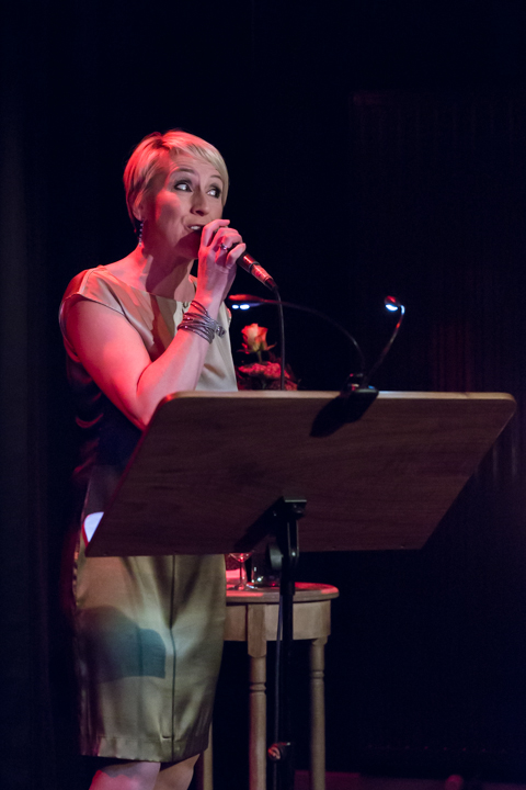 naPUURlijk - Ann De Winne zingt Vlaams @ Fakkelteater te Antwerpen, foto 10, foto's door Guy Danneels - FrontView Magazine