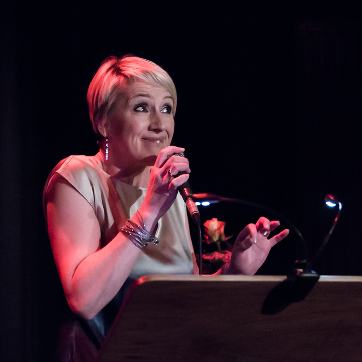 naPUURlijk - Ann De Winne zingt Vlaams @ Fakkelteater te Antwerpen, foto 11, foto's door Guy Danneels - FrontView Magazine