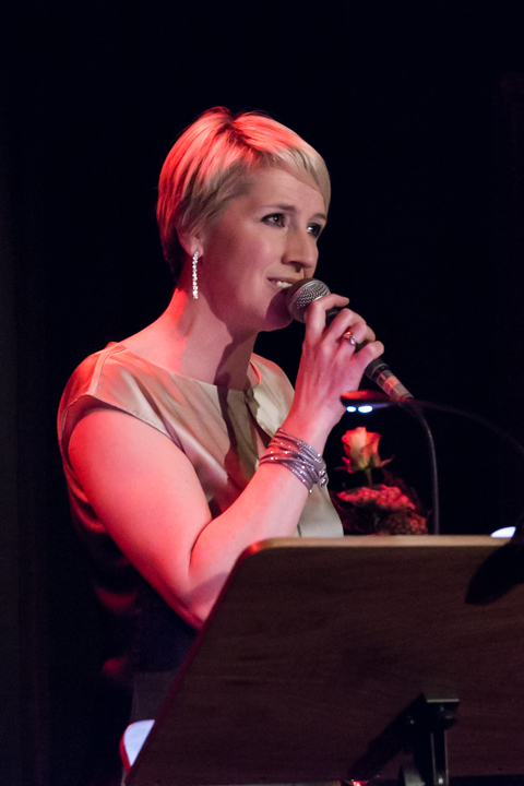 naPUURlijk - Ann De Winne zingt Vlaams @ Fakkelteater te Antwerpen, foto 23, foto's door Guy Danneels - FrontView Magazine