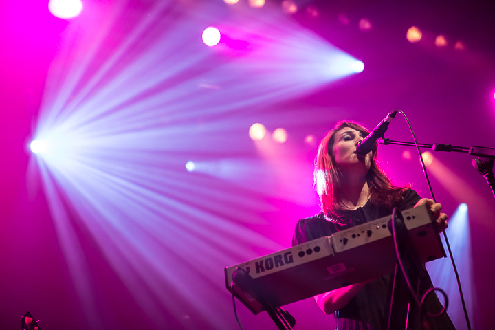 Hannah Georgas @ 013, picture 9, photographed by Dorien Goetschalckx - FrontView Magazine