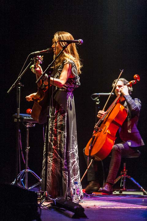 Heather Nova Muziekgebouw Eindhoven, picture 13, photographed by Kris Saelen - FrontView Magazine