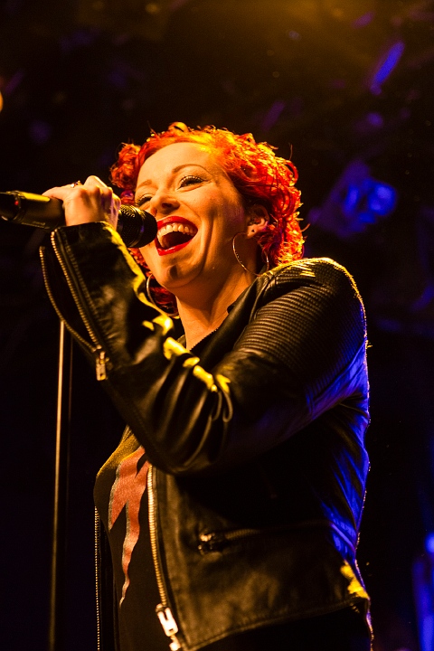Anneke Van Giersbergen @ 013, picture 1, photographed by Edwin Houdevelt - FrontView Magazine