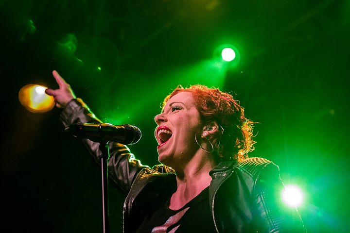 Anneke Van Giersbergen @ 013, picture 3, photographed by Edwin Houdevelt - FrontView Magazine