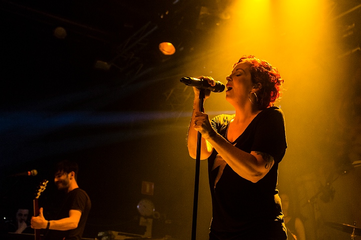 Anneke Van Giersbergen @ 013, picture 27, photographed by Edwin Houdevelt - FrontView Magazine