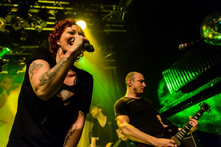 Anneke Van Giersbergen @ 013, picture 33, photographed by Edwin Houdevelt - FrontView Magazine