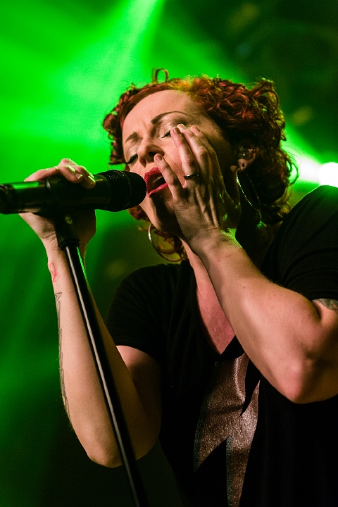 Anneke Van Giersbergen @ 013, picture 34, photographed by Edwin Houdevelt - FrontView Magazine