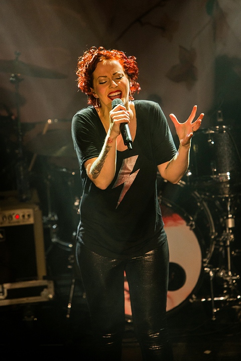 Anneke Van Giersbergen @ 013, picture 42, photographed by Edwin Houdevelt - FrontView Magazine