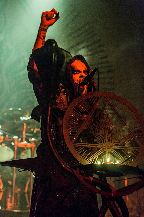 Behemoth @ 013, picture 9, photographed by Edwin Houdevelt - FrontView Magazine