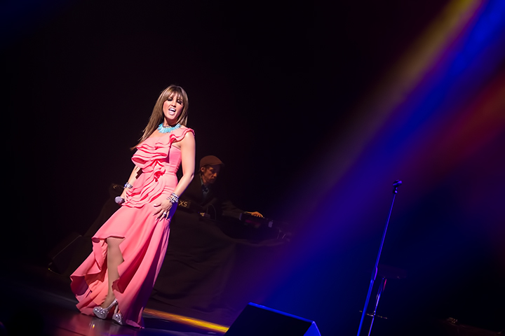 Belle Perez - Colores @ Chassé Theater, picture 6, photographed by Elke Briers - FrontView Magazine