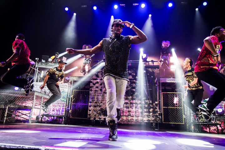 Jason Derulo @ Vorst Nationaal, picture 11, photographed by Tom Stessens - FrontView Magazine