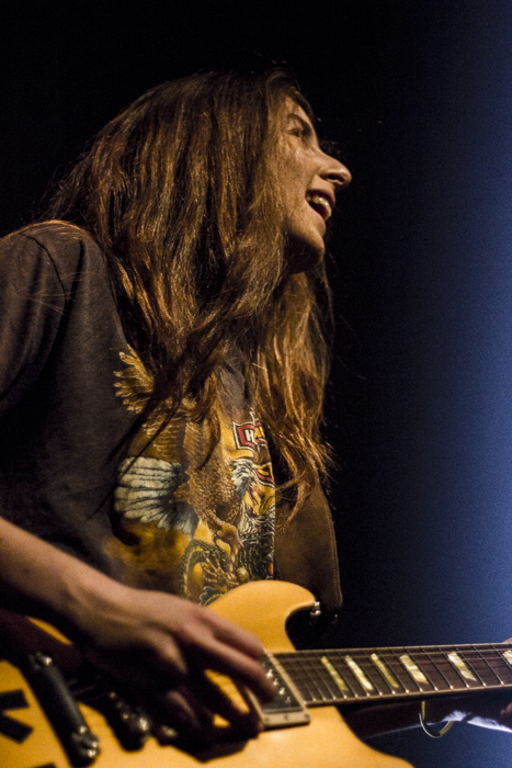 Haim @ Ancienne Belgique, picture 3, photographed by Geert Pieters - FrontView Magazine