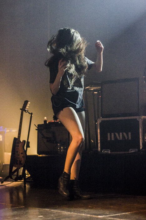 Haim @ Ancienne Belgique, picture 12, photographed by Geert Pieters - FrontView Magazine