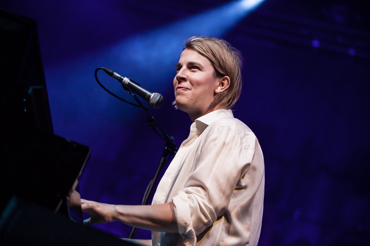 Tom Odell @ Tivoli, foto 1, foto's door Dorien Goetschalckx - FrontView Magazine