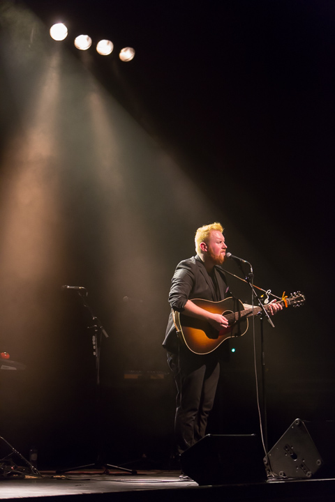 Gavin James @ Het Depot, foto 1, foto's door Gino Verhulst - FrontView Magazine