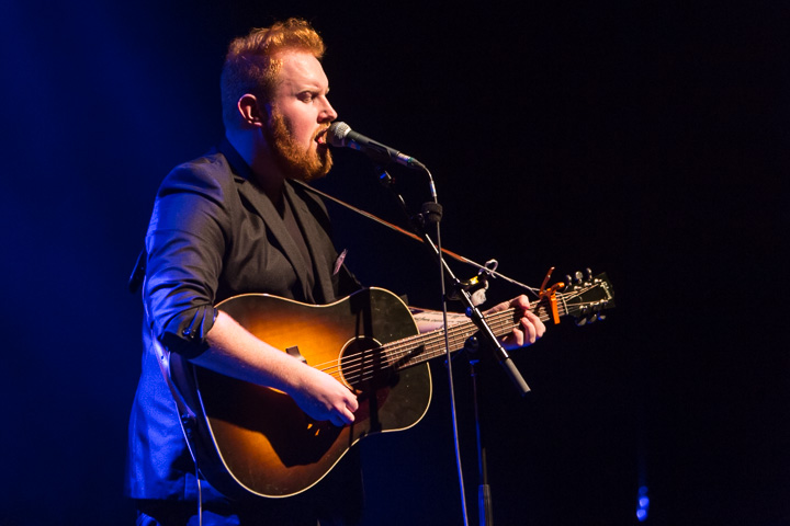 Gavin James @ Het Depot, foto 12, foto's door Gino Verhulst - FrontView Magazine