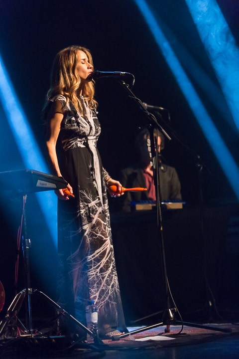 Heather Nova @ Het Depot, picture 5, photographed by Gino Verhulst - FrontView Magazine