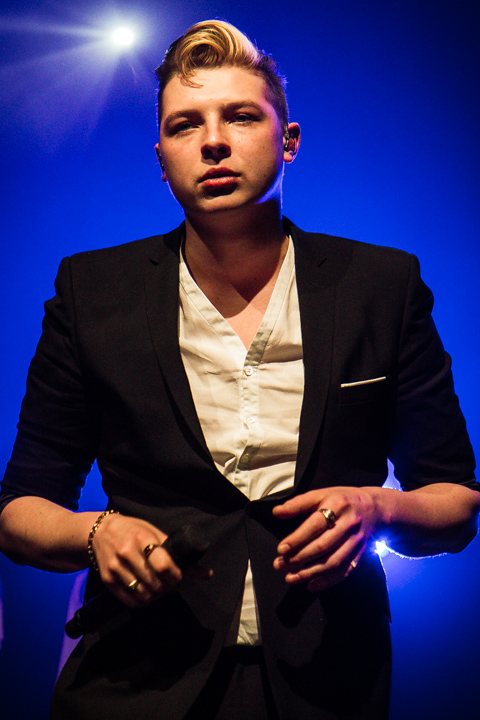 John Newman @ Ancienne Belgique, picture 7, photographed by Tom Stessens - FrontView Magazine
