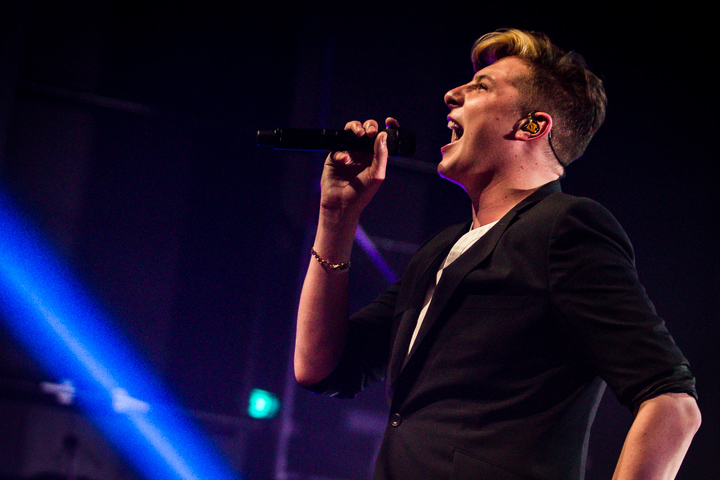John Newman @ Ancienne Belgique, picture 15, photographed by Tom Stessens - FrontView Magazine