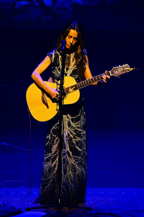 Heather Nova @ C-MINE Genk, picture 1, photographed by benny antoniw - FrontView Magazine