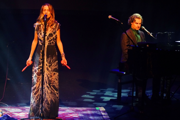 Heather Nova @ C-MINE Genk, picture 12, photographed by benny antoniw - FrontView Magazine