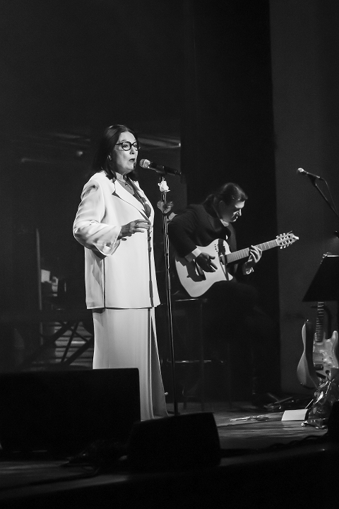 Nana Mouskouri @ De Roma, picture 10, photographed by Marco Bastiaens - FrontView Magazine
