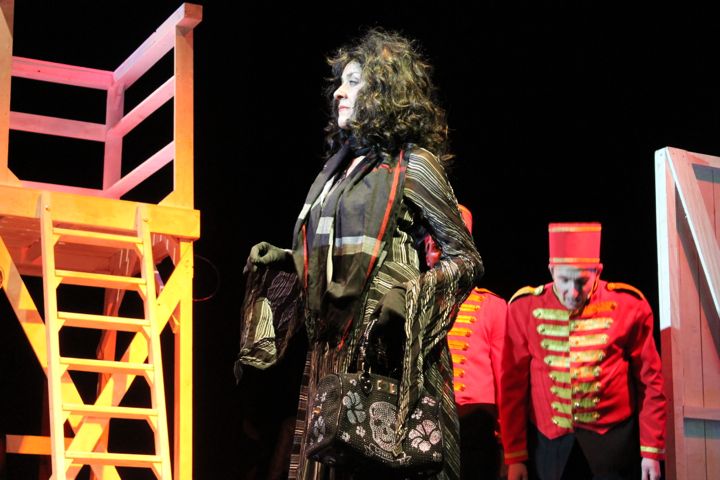De Heksen @ Fakkelteater/Rode zaal, picture 3, photographed by Laura Delandsheer - FrontView Magazine