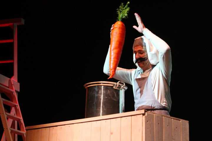De Heksen @ Fakkelteater/Rode zaal, picture 14, photographed by Laura Delandsheer - FrontView Magazine