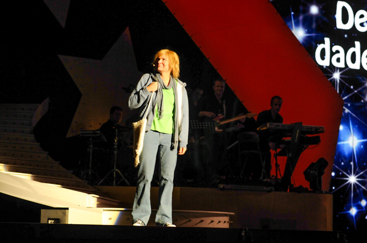 Tegen De Sterren Op live @ Lotto Arena, picture 1, photographed by Youri Vanlommel - FrontView Magazine