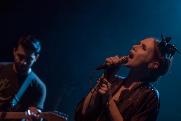 Nina Persson Nina Persson, foto 3, foto's door Walter Grimm - FrontView Magazine
