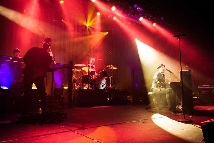 Gavin Degraw @ Trix, picture 17, photographed by Tom Stessens - FrontView Magazine