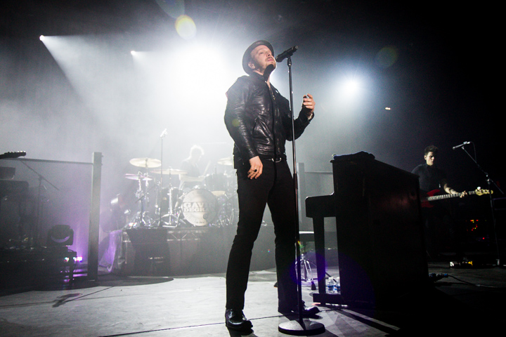 Gavin Degraw @ Trix, picture 18, photographed by Tom Stessens - FrontView Magazine