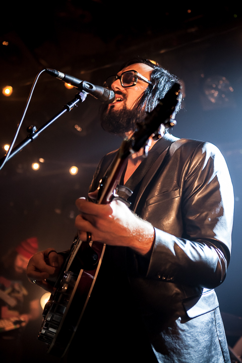 Blaudzun @ Ancienne Belgique, picture 1, photographed by Dorien Goetschalckx - FrontView Magazine