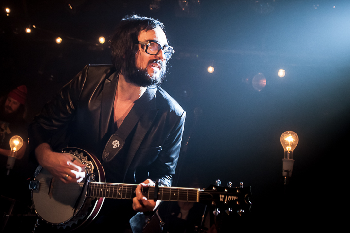 Blaudzun @ Ancienne Belgique, picture 3, photographed by Dorien Goetschalckx - FrontView Magazine