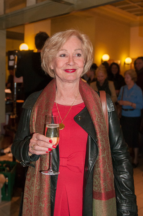 Première Thee met honing of met citroen @ Fakkelteater, picture 8, photographed by Goele Bormans - FrontView Magazine