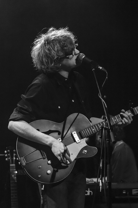 Douglas Firs @ De Casino, picture 2, photographed by Marco Bastiaens - FrontView Magazine
