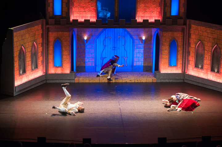 Première Doornroosje de musical @ Stadsschouwburg Antwerpen, picture 19, photographed by Dimitri Vanlommel - FrontView Magazine