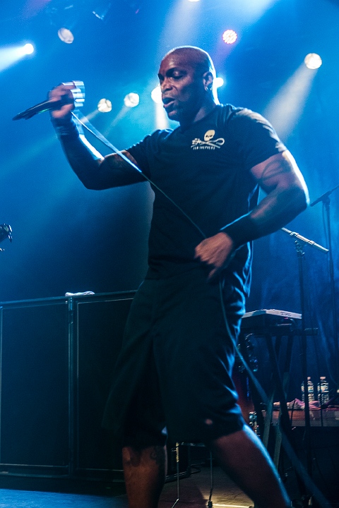 Sepultura @ Trix, foto 7, foto's door Edwin Houdevelt - FrontView Magazine