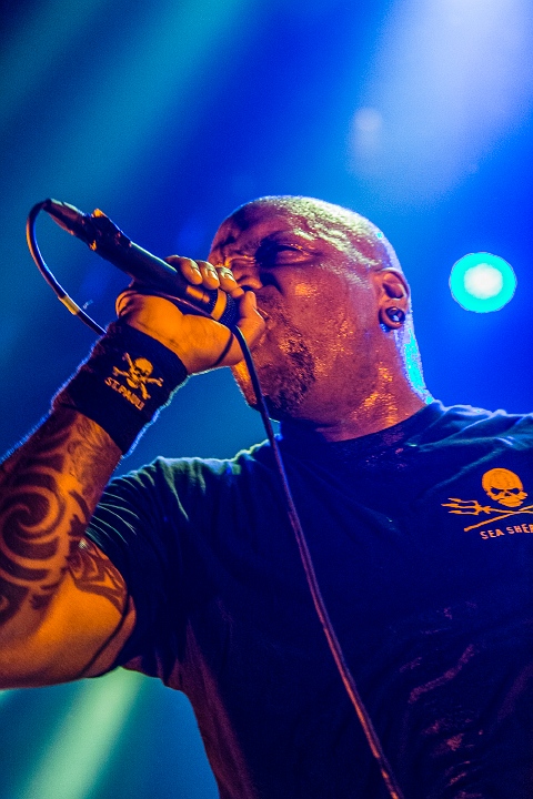 Sepultura @ Trix, foto 19, foto's door Edwin Houdevelt - FrontView Magazine