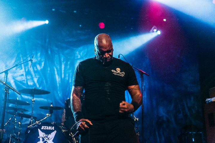 Sepultura @ Trix, foto 23, foto's door Edwin Houdevelt - FrontView Magazine