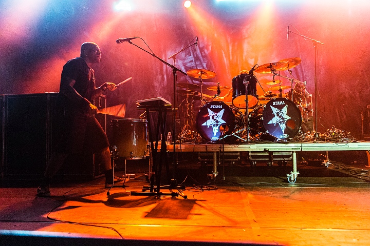 Sepultura @ Trix, foto 32, foto's door Edwin Houdevelt - FrontView Magazine
