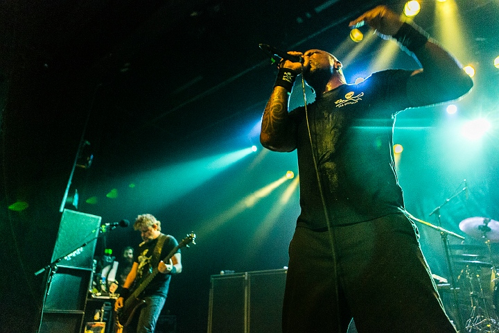Sepultura @ Trix, foto 35, foto's door Edwin Houdevelt - FrontView Magazine