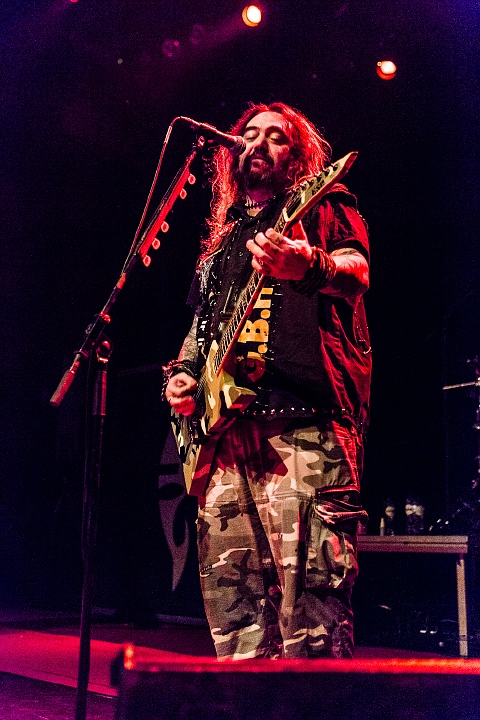 Soulfly @ Het Depot, picture 14, photographed by Edwin Houdevelt - FrontView Magazine