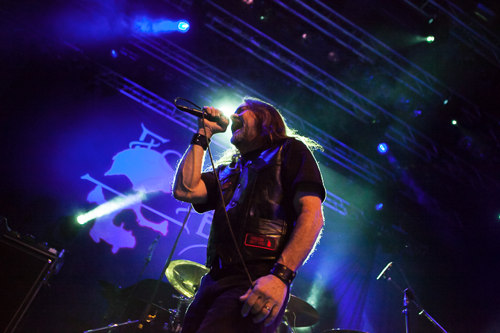 Flotsam & Jetsam @ Effenaar, foto 6, foto's door Dorien Goetschalckx - FrontView Magazine
