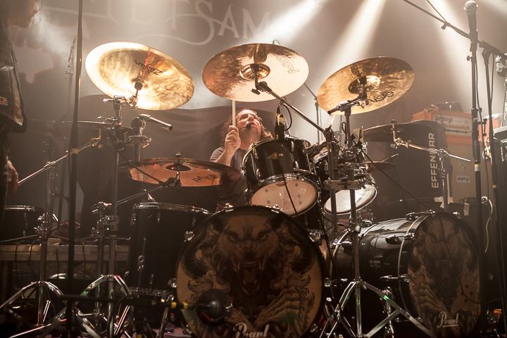 Flotsam & Jetsam @ Effenaar, foto 7, foto's door Dorien Goetschalckx - FrontView Magazine