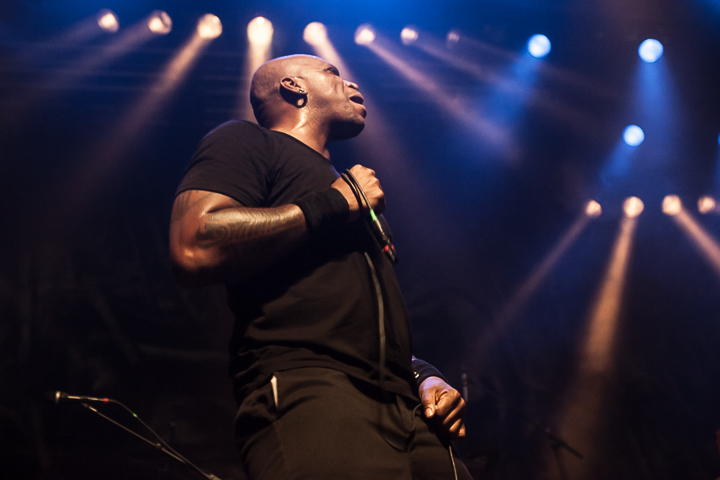 Sepultura @ Effenaar, picture 7, photographed by Dorien Goetschalckx - FrontView Magazine