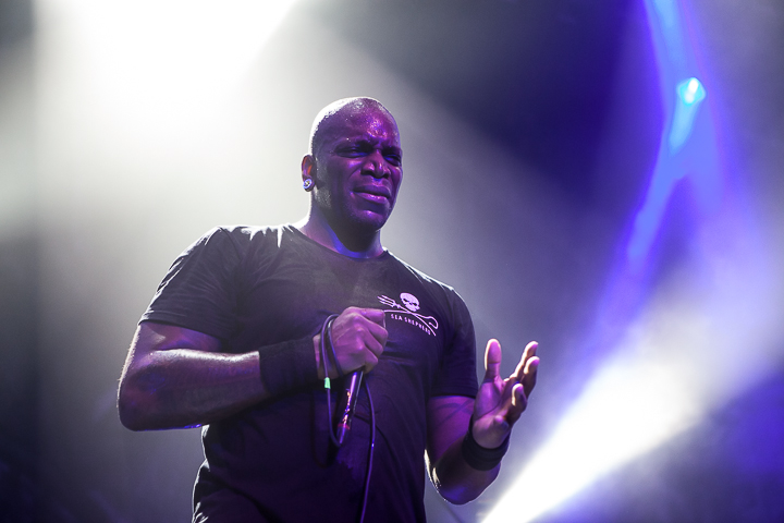 Sepultura @ Effenaar, picture 16, photographed by Dorien Goetschalckx - FrontView Magazine