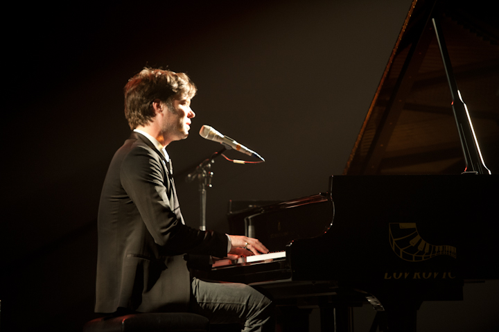 Rufus Wainwright and Lucy Wainwright Roche @ Cirque Royal, picture 9, photographed by Sophie Degroote - FrontView Magazine