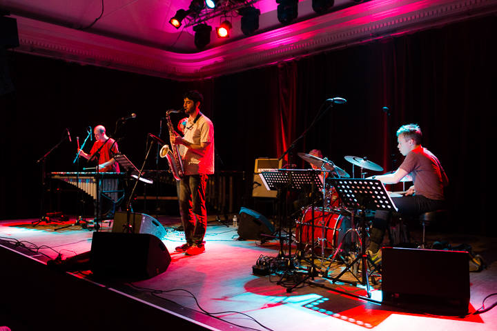 Sinister Sister performs Zappa @ De Casino, picture 10, photographed by Edwin Houdevelt - FrontView Magazine